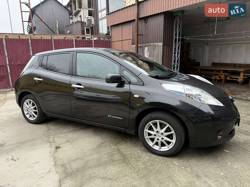 Хэтчбек Nissan Leaf 2016 в Умани фото 66 Хэтчбек Nissan Leaf 2016 в Умани