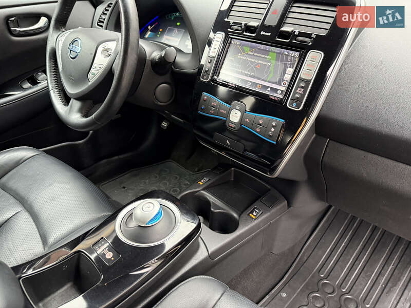 Хэтчбек Nissan Leaf 2016 в Умани фото 88 Хэтчбек Nissan Leaf 2016 в Умани