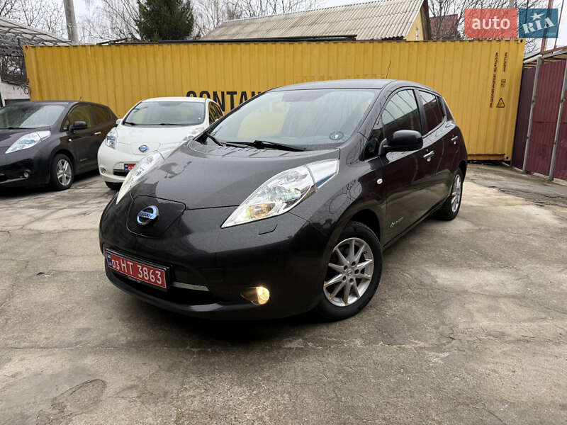 Хэтчбек Nissan Leaf 2016 в Умани фото 90 Хэтчбек Nissan Leaf 2016 в Умани