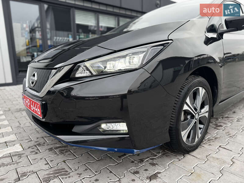 Хэтчбек Nissan Leaf 2021 в Владимире