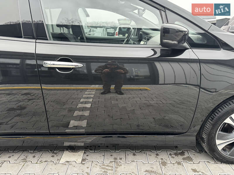 Хэтчбек Nissan Leaf 2021 в Владимире
