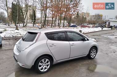 Хэтчбек Nissan Leaf 2013 в Львове
