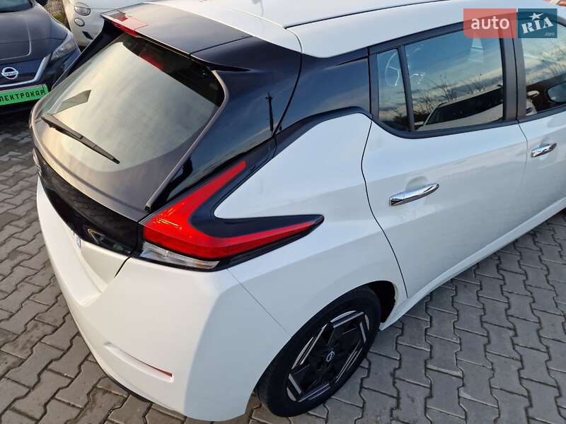 Хетчбек Nissan Leaf 2022 в Вінниці