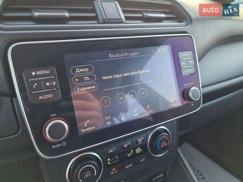 Хетчбек Nissan Leaf 2022 в Вінниці