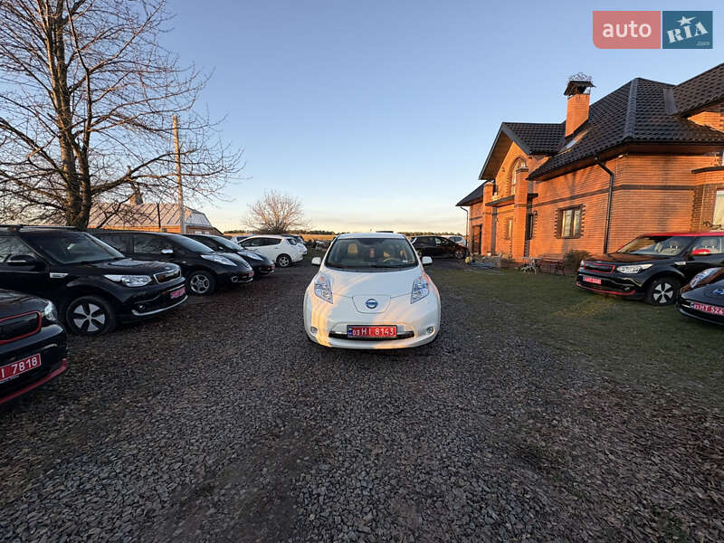 Хэтчбек Nissan Leaf 2012 в Луцке