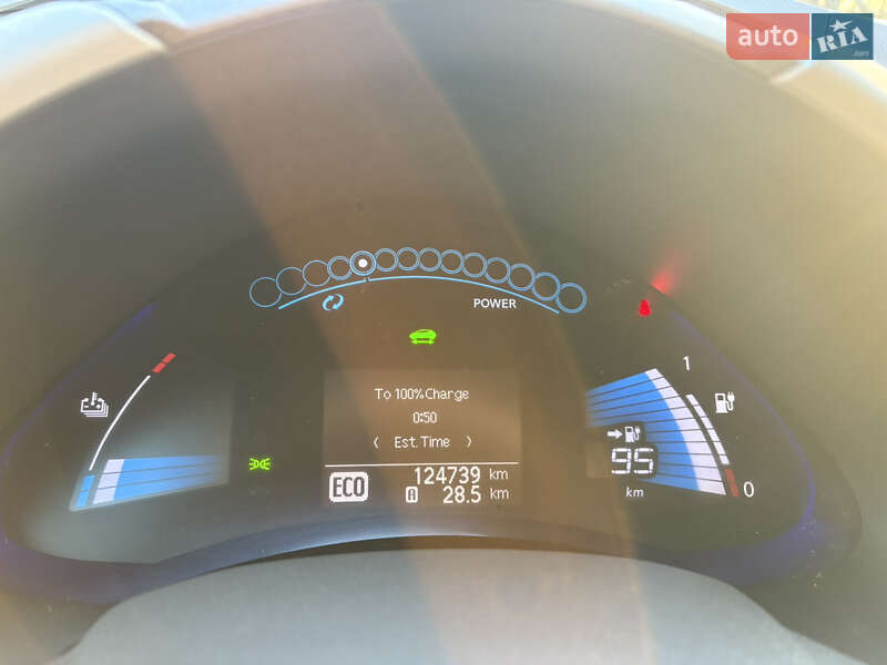 Хэтчбек Nissan Leaf 2012 в Луцке