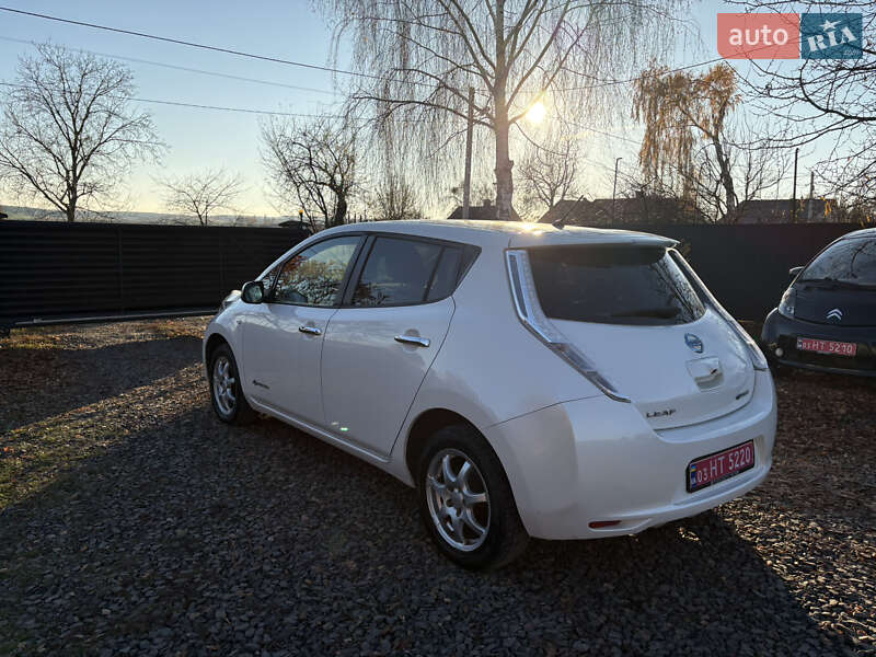 Хэтчбек Nissan Leaf 2014 в Луцке