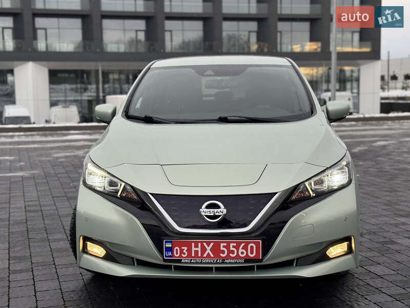 Хэтчбек Nissan Leaf 2018 в Львове