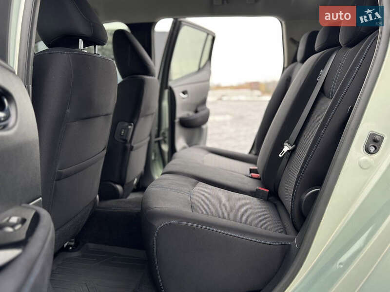 Хэтчбек Nissan Leaf 2018 в Львове