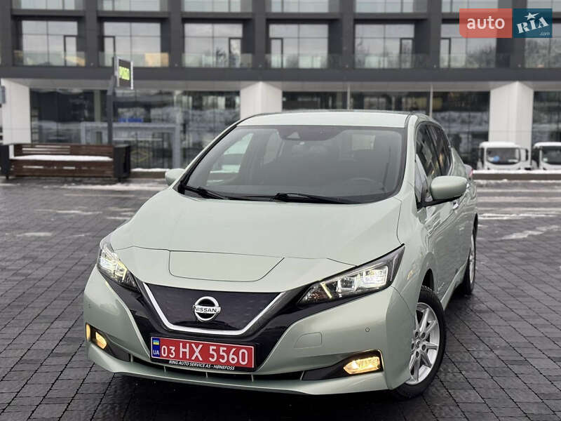 Хэтчбек Nissan Leaf 2018 в Львове