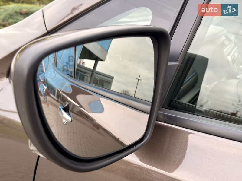 Хэтчбек Nissan Leaf 2018 в Ковеле