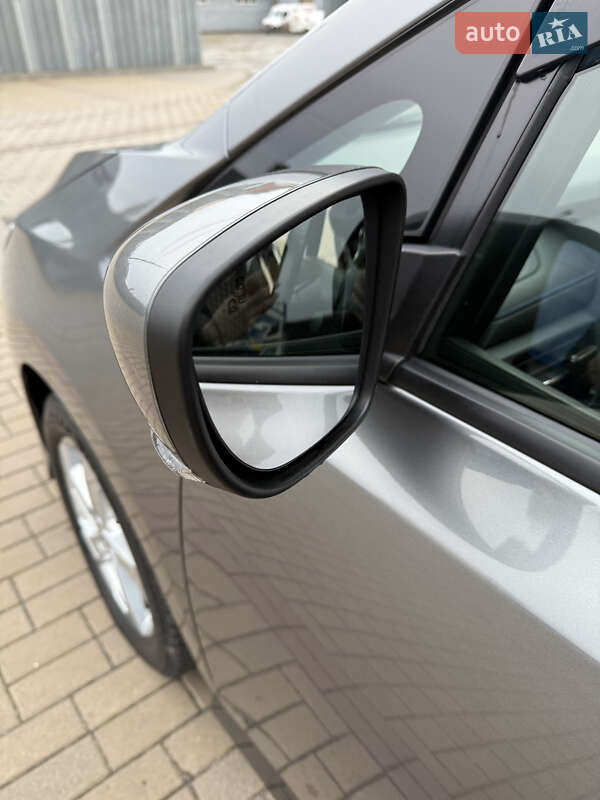 Хэтчбек Nissan Leaf 2020 в Хмельницком