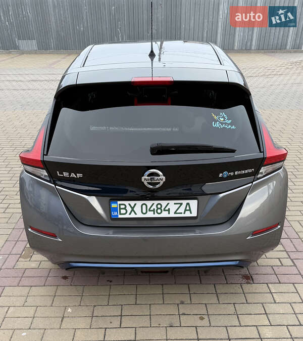 Хэтчбек Nissan Leaf 2020 в Хмельницком