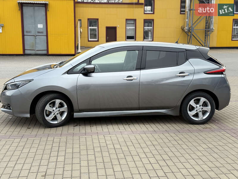 Хэтчбек Nissan Leaf 2020 в Хмельницком