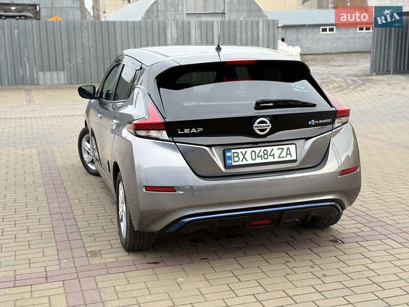 Хэтчбек Nissan Leaf 2020 в Хмельницком