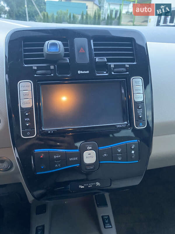 Хэтчбек Nissan Leaf 2015 в Кицмани