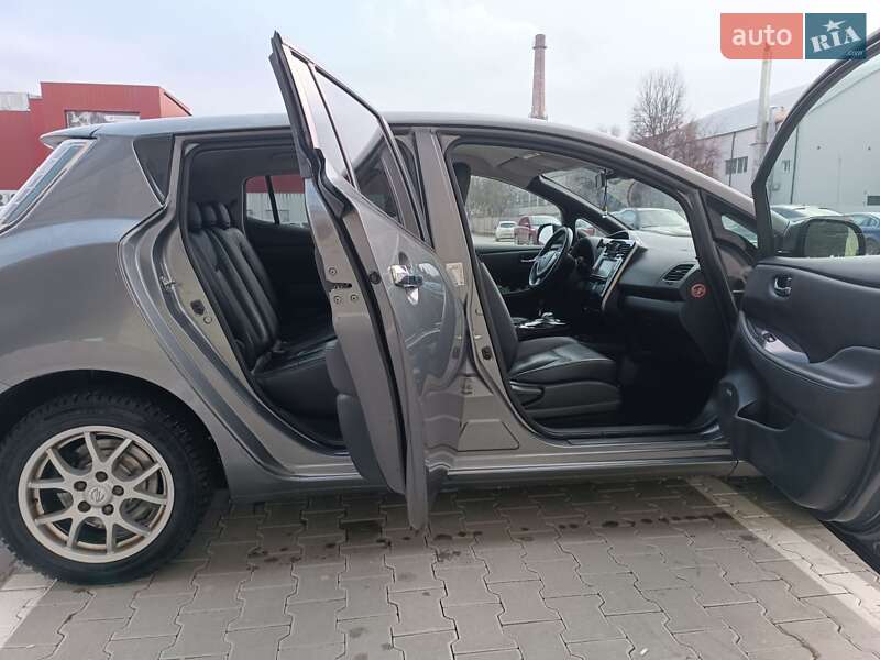 Хетчбек Nissan Leaf 2014 в Тернополі