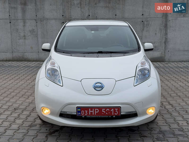 Хэтчбек Nissan Leaf 2013 в Тернополе