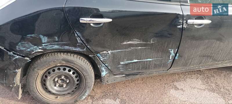 Хэтчбек Nissan Leaf 2014 в Черкассах