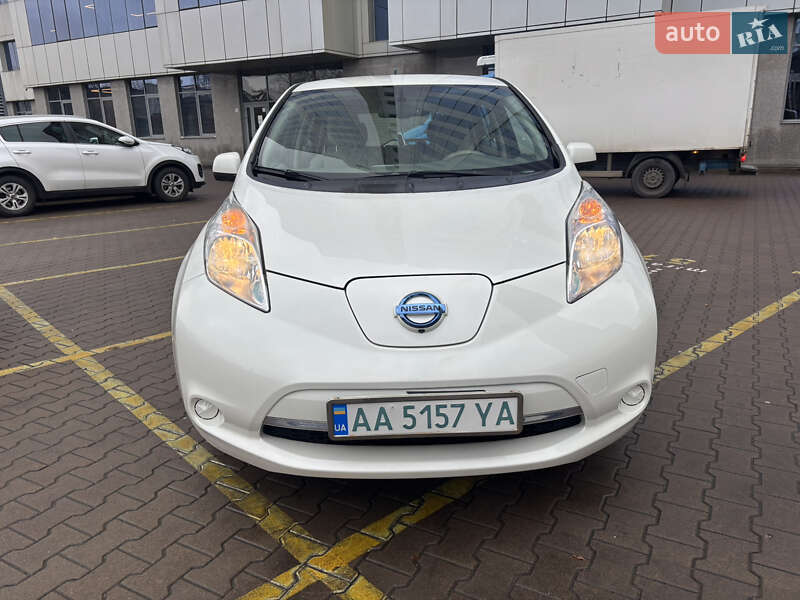 Хетчбек Nissan Leaf 2013 в Києві фото 4 Хетчбек Nissan Leaf 2013 в Києві