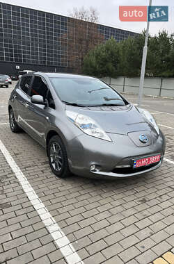 Хэтчбек Nissan Leaf 2016 в Луцке