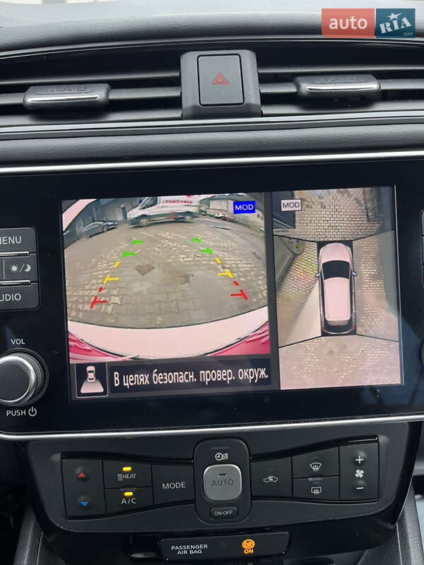 Хэтчбек Nissan Leaf 2019 в Хусте