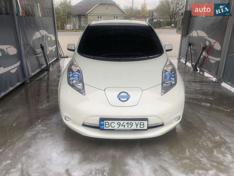 Nissan Leaf 2012