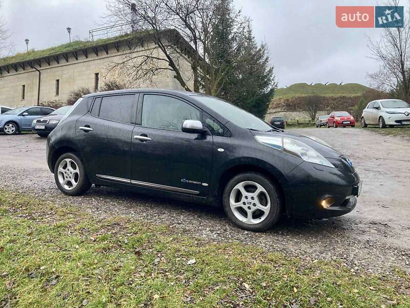 Хэтчбек Nissan Leaf 2014 в Тернополе