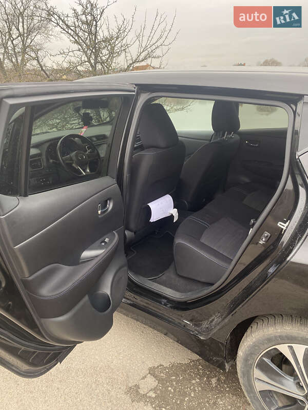 Хетчбек Nissan Leaf 2021 в Києві фото 15 Хетчбек Nissan Leaf 2021 в Києві