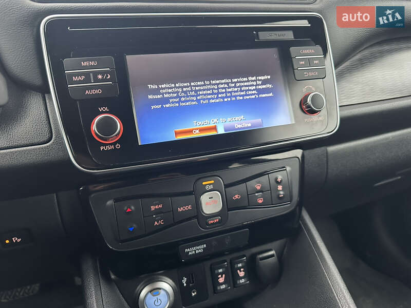 Хэтчбек Nissan Leaf 2018 в Одессе