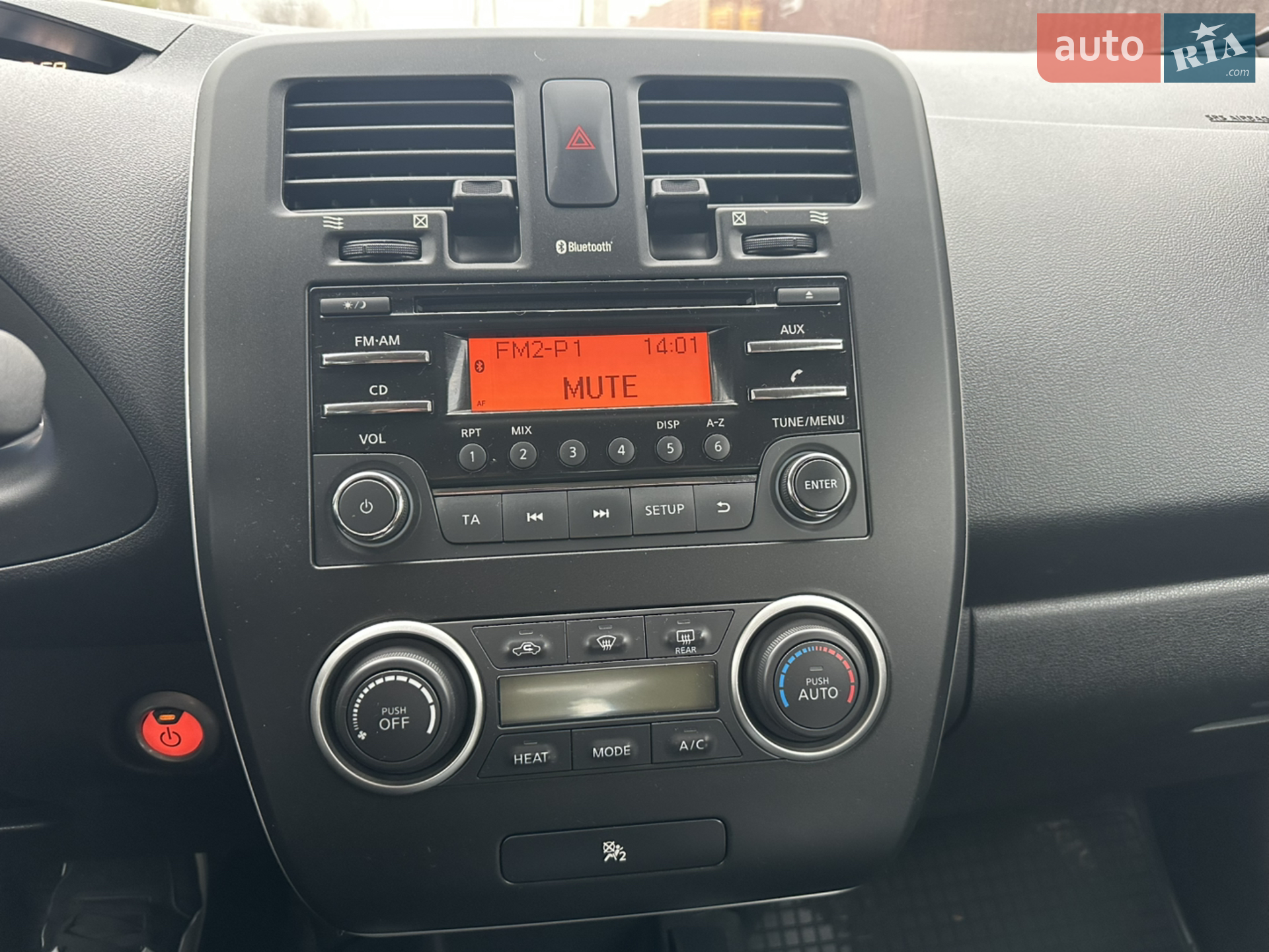 2013 Nissan Leaf - мініатюра 17