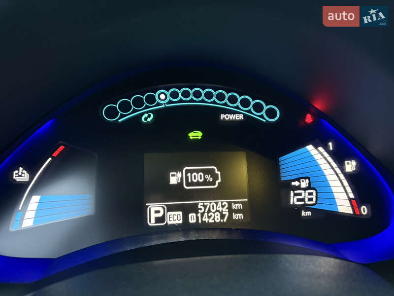 Хэтчбек Nissan Leaf 2013 в Луцке