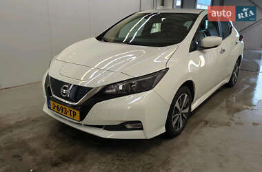 Хэтчбек Nissan Leaf 2021 в Староконстантинове