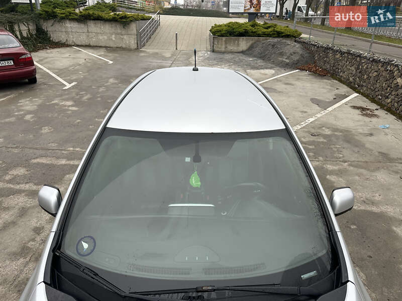 Хэтчбек Nissan Leaf 2013 в Ровно