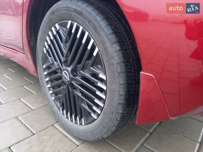 Хэтчбек Nissan Leaf 2022 в Черкассах фото 12 Хэтчбек Nissan Leaf 2022 в Черкассах