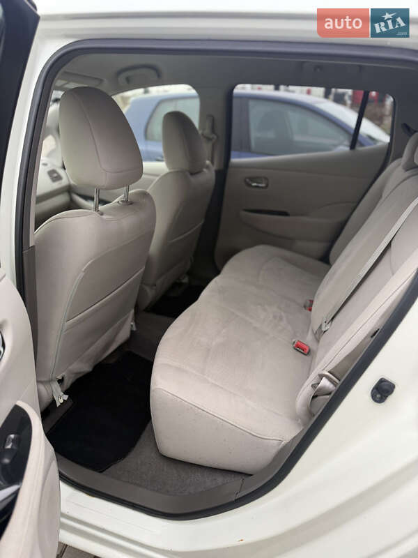 Хэтчбек Nissan Leaf 2012 в Радехове фото 13 Хэтчбек Nissan Leaf 2012 в Радехове