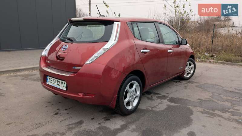Хетчбек Nissan Leaf 2014 в Дніпрі фото 6 Хетчбек Nissan Leaf 2014 в Дніпрі