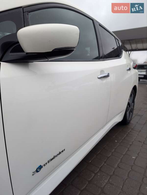 Хетчбек Nissan Leaf 2018 в Івано-Франківську фото 7 Хетчбек Nissan Leaf 2018 в Івано-Франківську