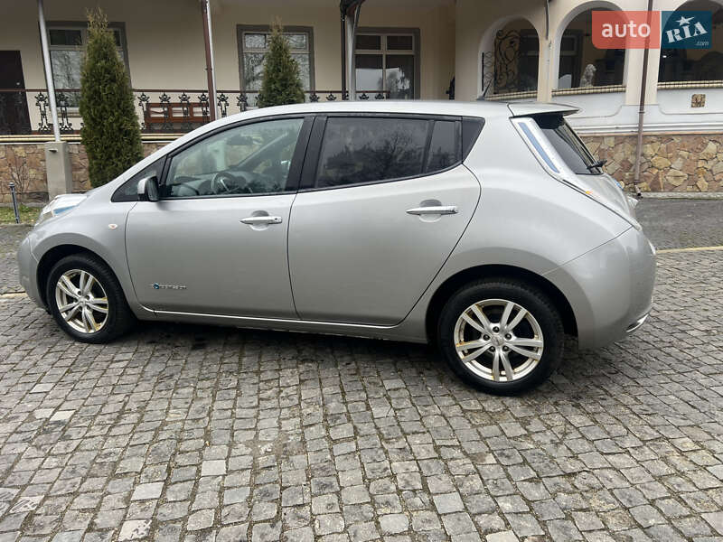 Хэтчбек Nissan Leaf 2016 в Золочеве