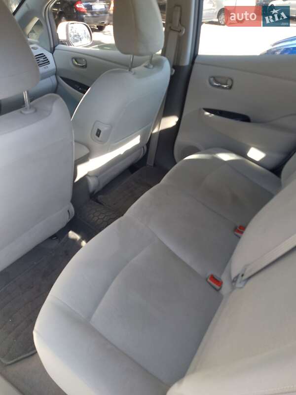 Хетчбек Nissan Leaf 2012 в Одесі
