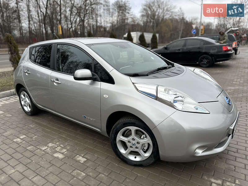 Хетчбек Nissan Leaf 2013 в Тернополі фото 8 Хетчбек Nissan Leaf 2013 в Тернополі