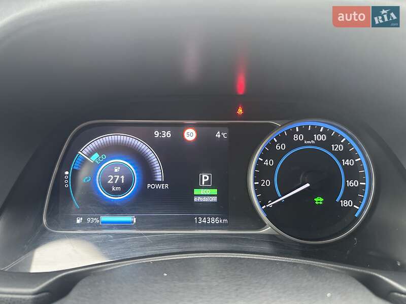 Хэтчбек Nissan Leaf 2020 в Житомире