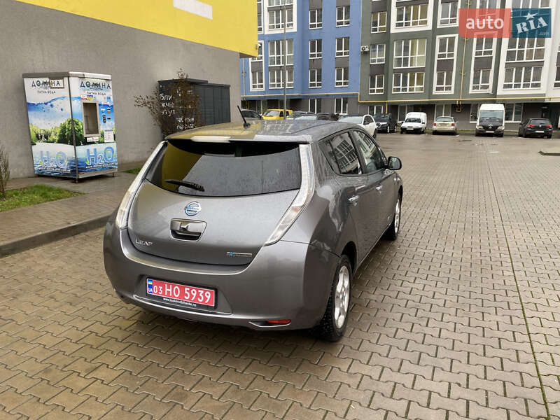 Хэтчбек Nissan Leaf 2014 в Черновцах