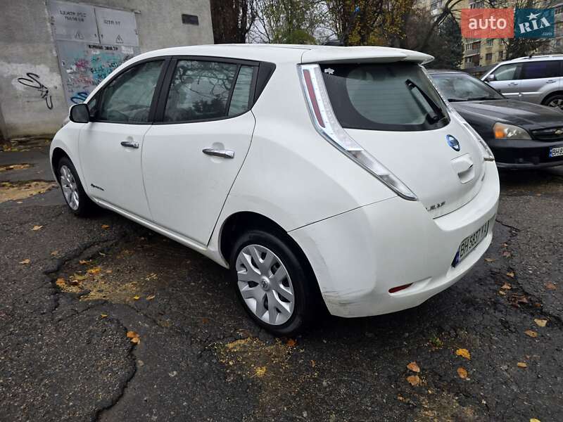 Хэтчбек Nissan Leaf 2013 в Одессе фото 5 Хэтчбек Nissan Leaf 2013 в Одессе