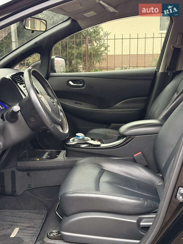 Хэтчбек Nissan Leaf 2017 в Белгороде-Днестровском