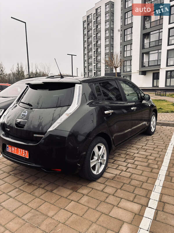 Хэтчбек Nissan Leaf 2017 в Луцке фото 3 Хэтчбек Nissan Leaf 2017 в Луцке