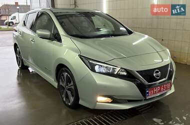 Хетчбек Nissan Leaf 2018 в Кременчуці