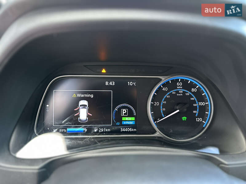 Хетчбек Nissan Leaf 2023 в Рівному