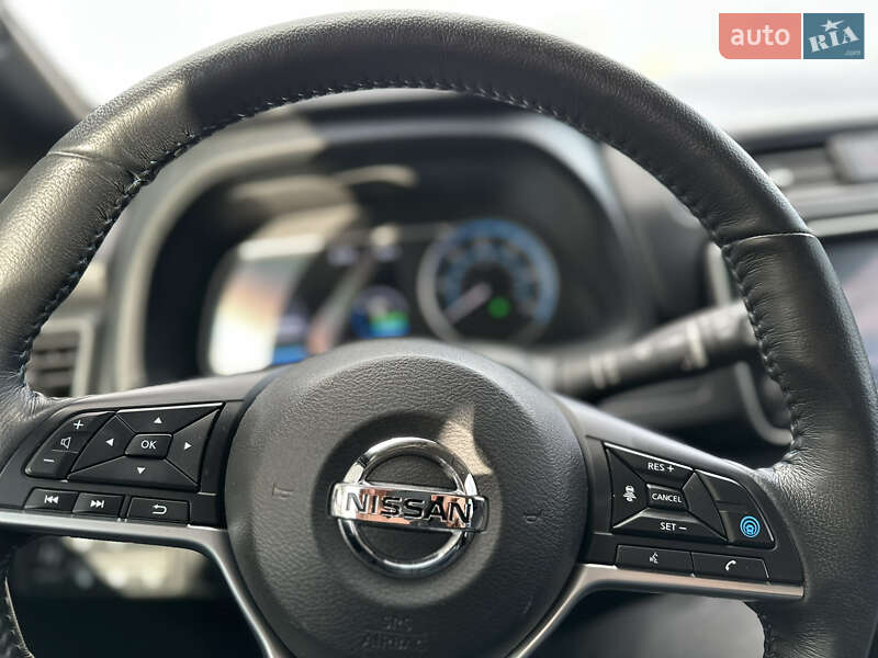 Хетчбек Nissan Leaf 2023 в Рівному