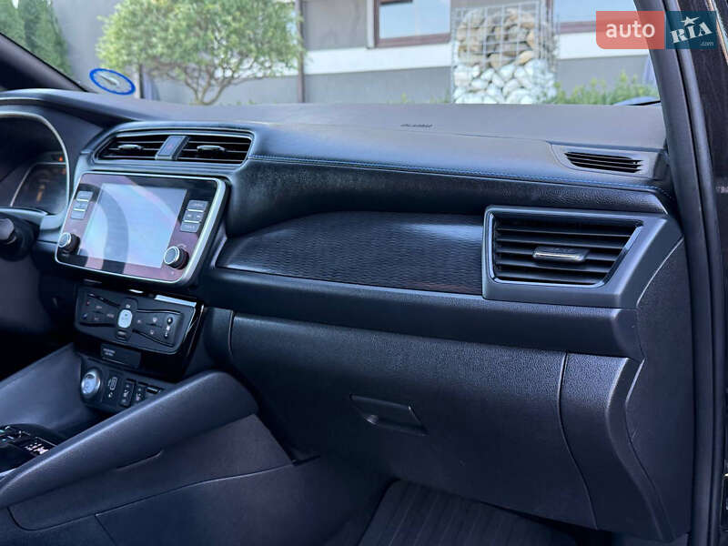 Хэтчбек Nissan Leaf 2020 в Стрые фото 29 Хэтчбек Nissan Leaf 2020 в Стрые